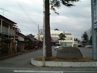 鑺