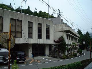 kR