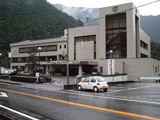 美川村