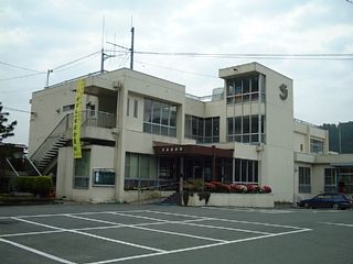 YR