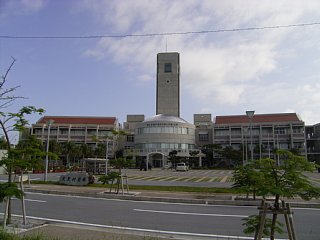 嗢